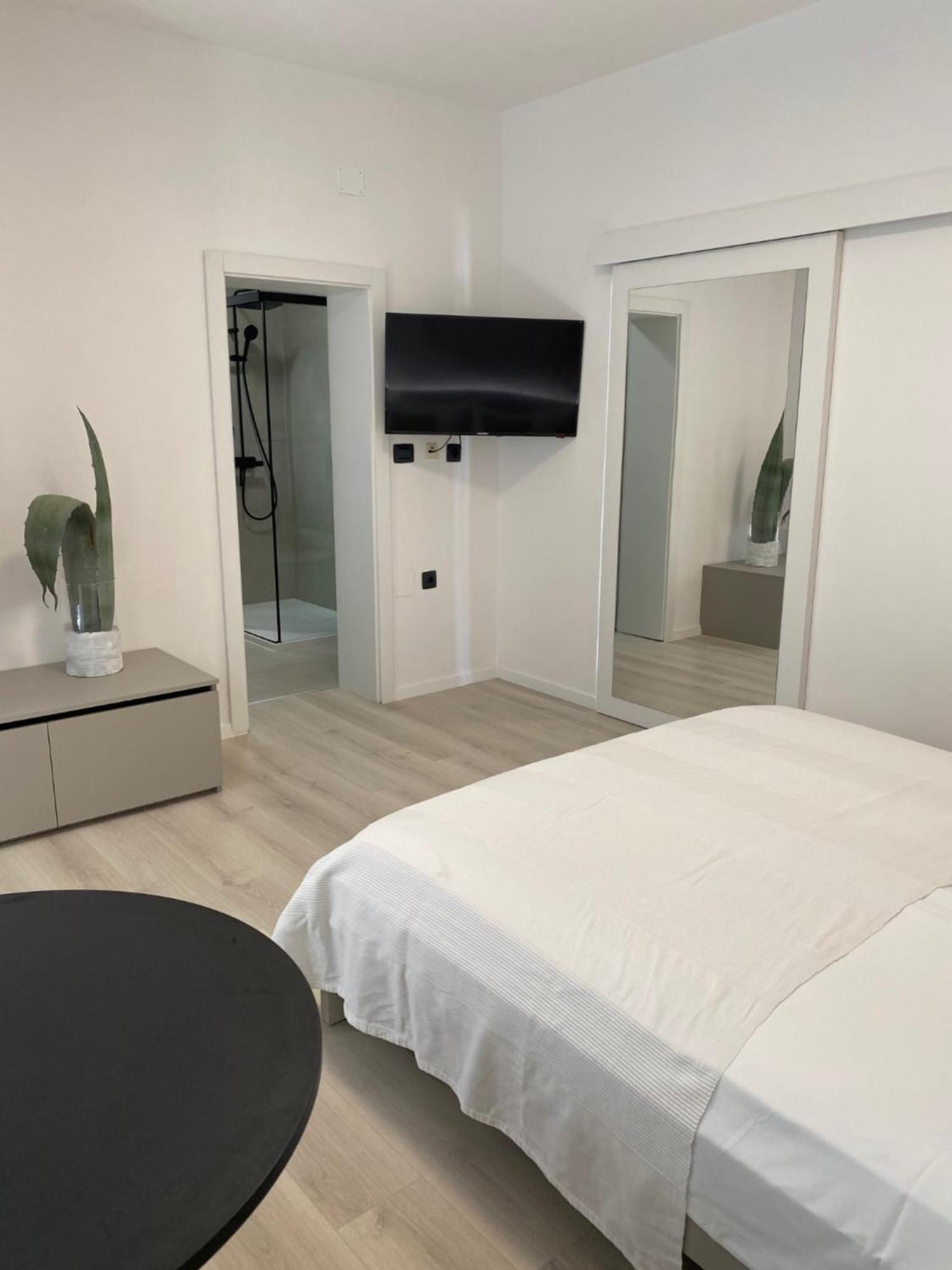 Apartments & Rooms Bianca 木洛希尼 外观 照片