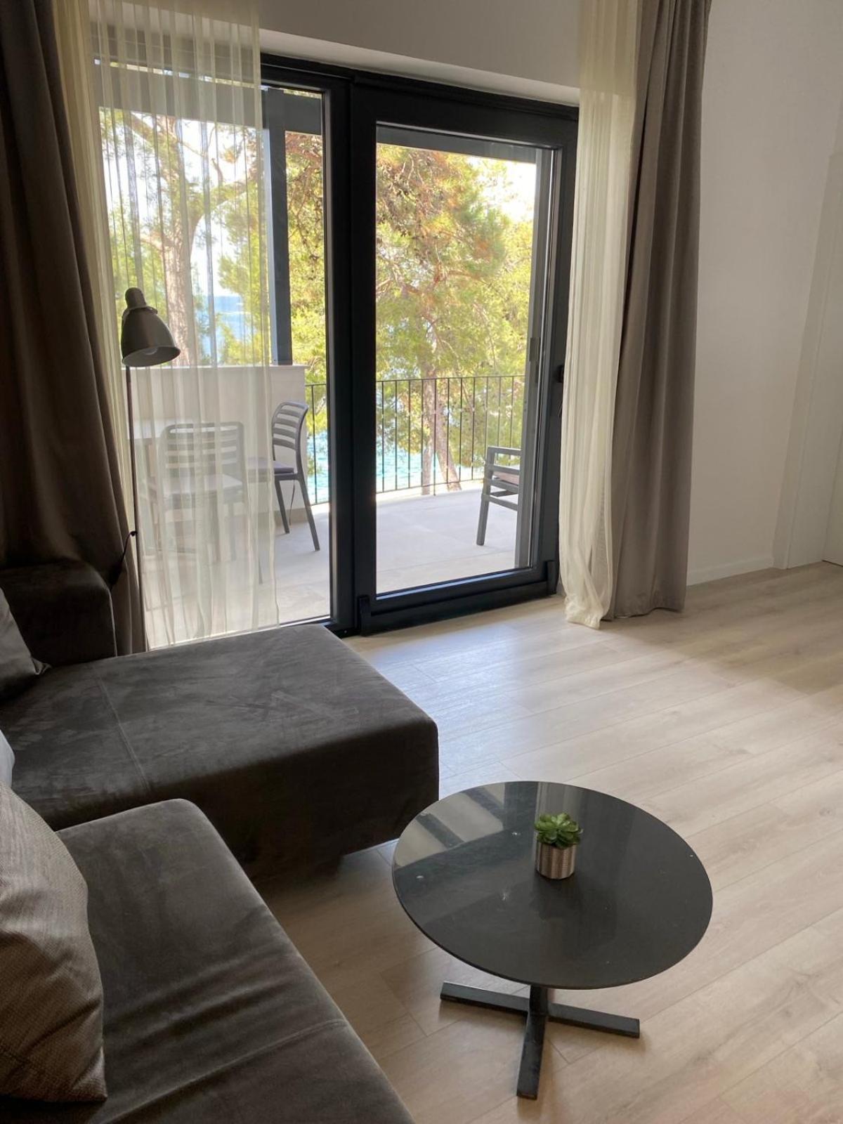 Apartments & Rooms Bianca 木洛希尼 外观 照片