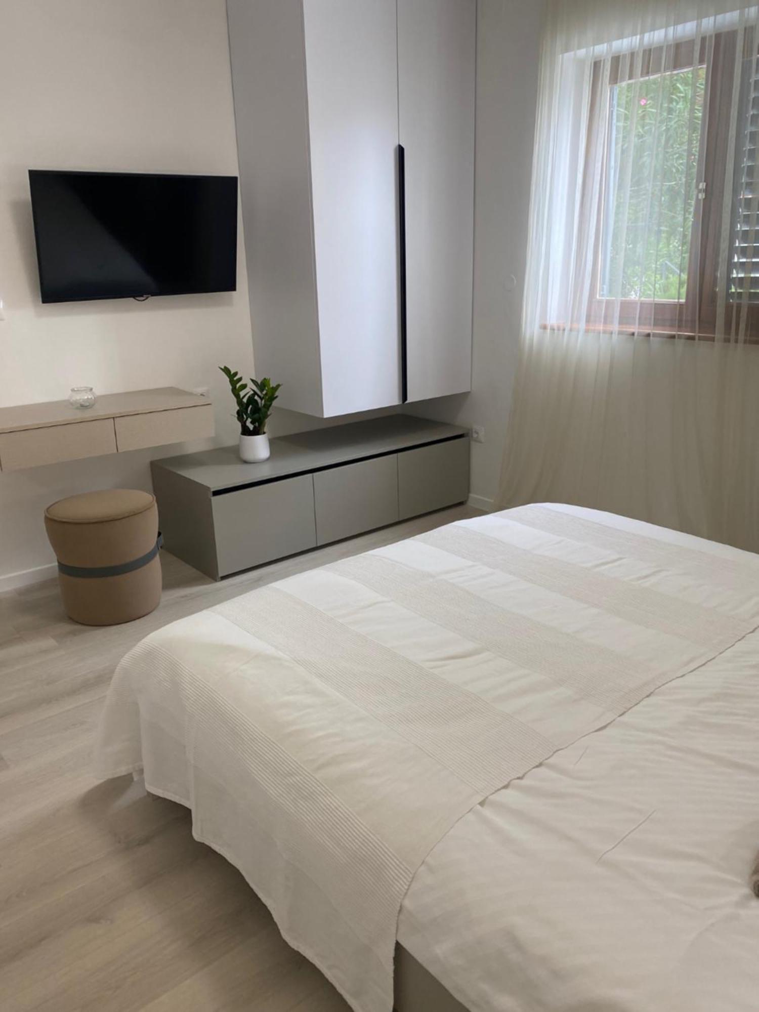 Apartments & Rooms Bianca 木洛希尼 外观 照片