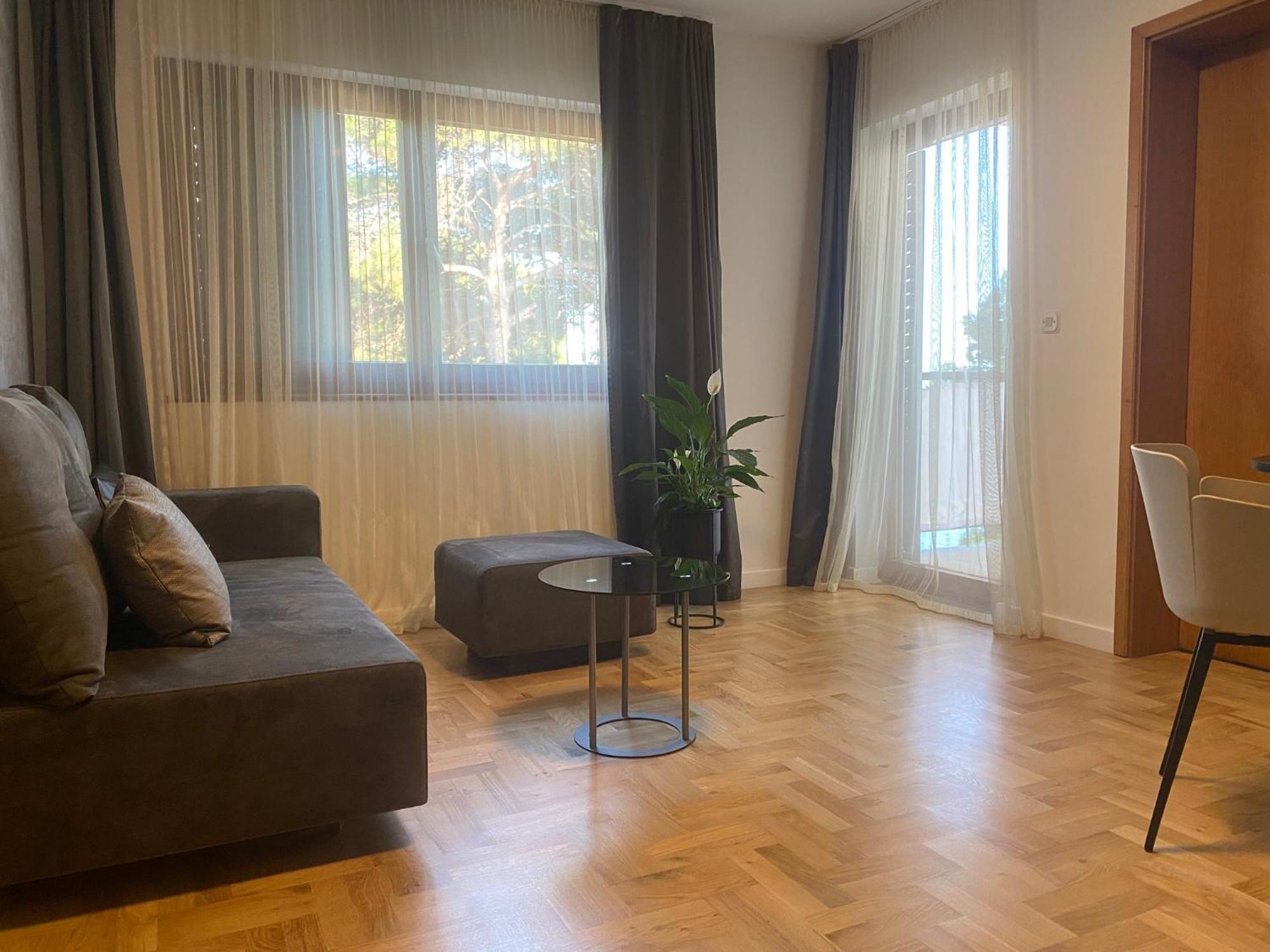Apartments & Rooms Bianca 木洛希尼 外观 照片